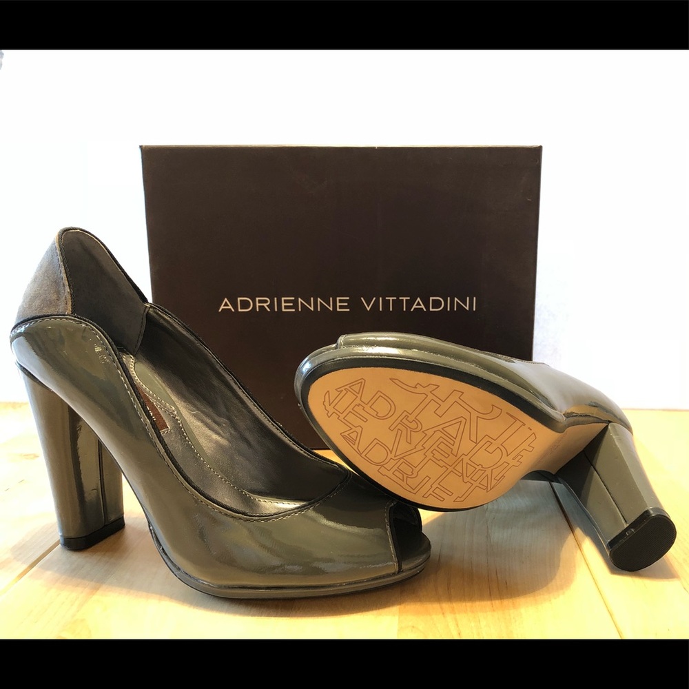 NEW! Adrienne Vittadini “Capri” Peep Toe Pump